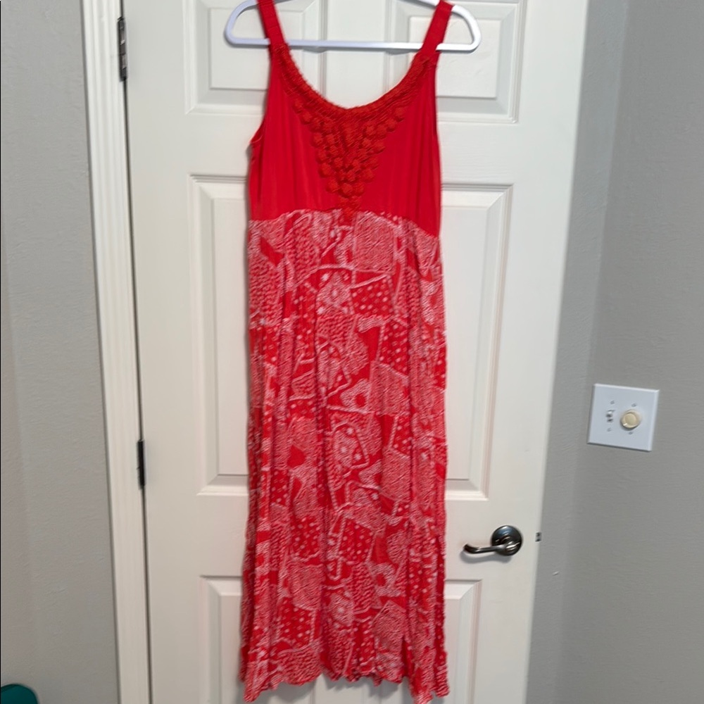 Studio West Coral and White Maxi Dress